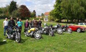 7 bikes attended the ride out to the 'open gardens' event, 6 of the bikes were Norton's - 110 miles were covered in the day.